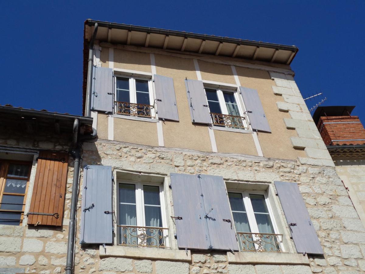 Maison Saint Jacques Aparthotel Aubeterre-sur-Dronne Buitenkant foto